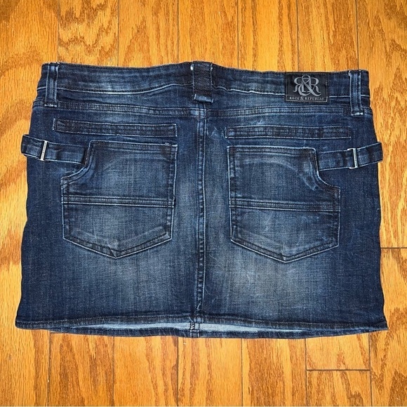 Rock & Republic Groupie Dark Wash Denim Mini Skirt Size 12 - Picture 7 of 9